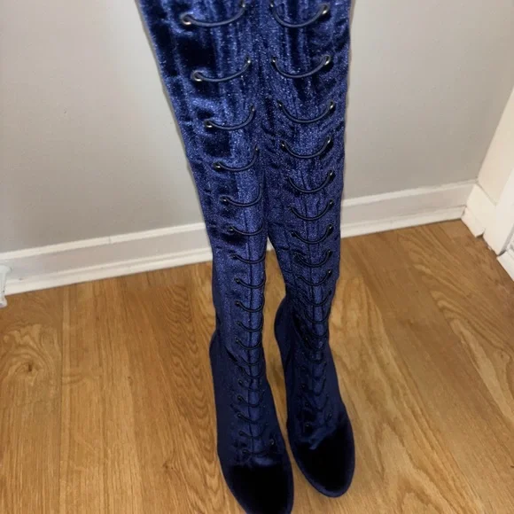 Elegant Navy Velvet Knee-High Boots - Picture 4 of 9